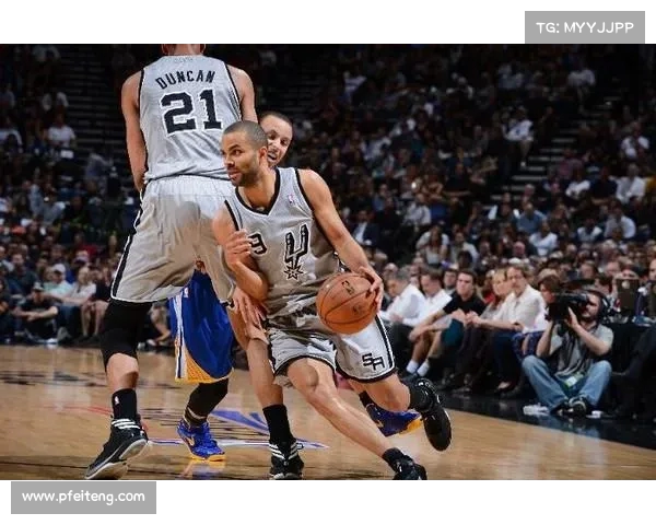 深入剖析NBA挡拆配合战术发展与实际应用的多维探讨 深入剖析NBA挡拆配合战术发展与实际应用的多维探讨